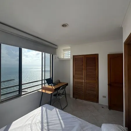 Habitación en casa particular Habitacion Privada Marbella Cartagena